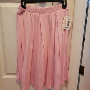 Lularoe outfit $25 Madison skirt and Gigi top